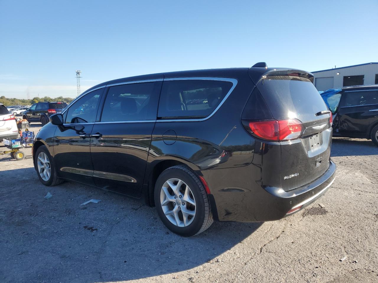 CHRYSLER PACIFICA TOURING PLUS