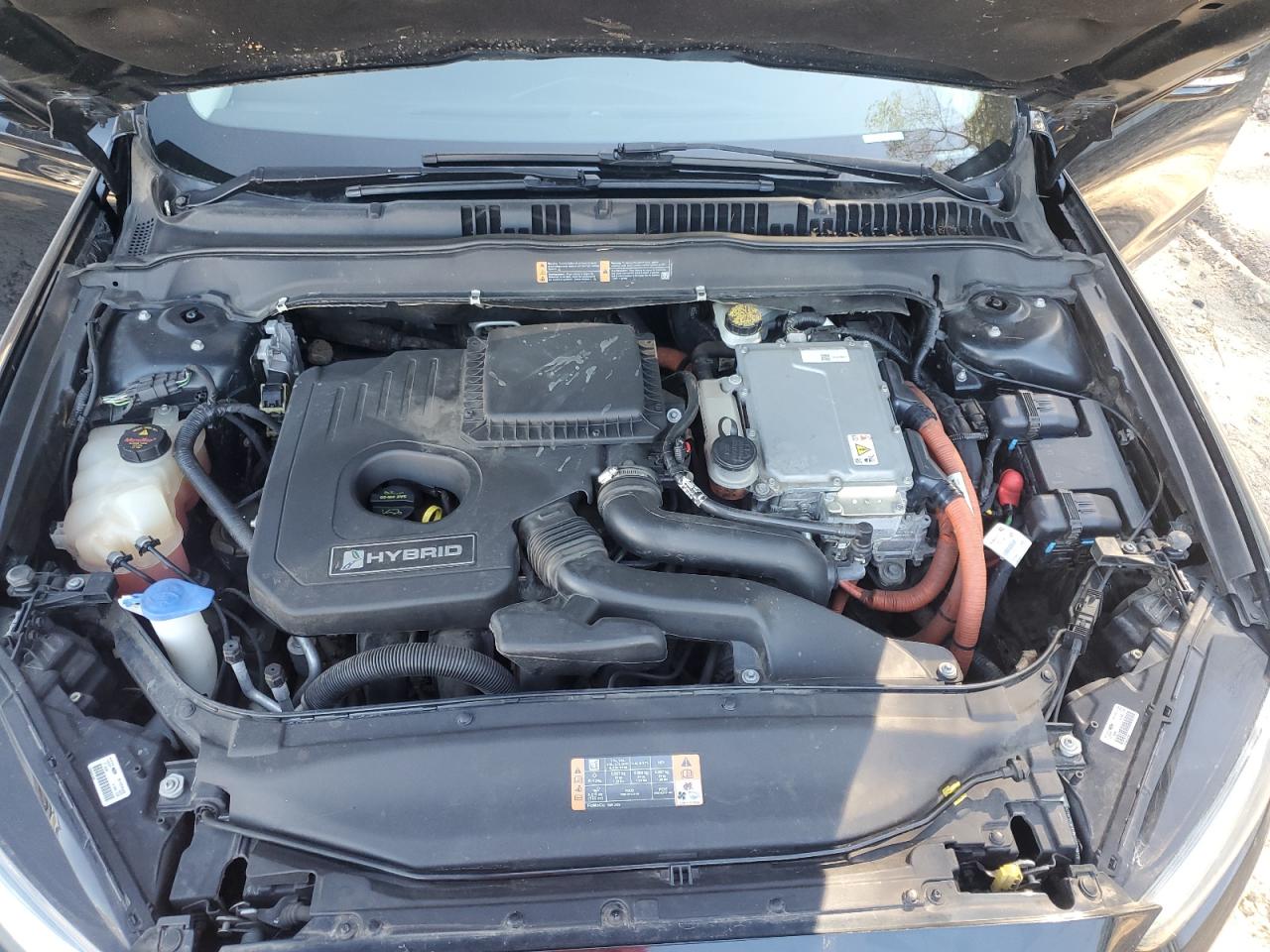 FORD FUSION SE HYBRID