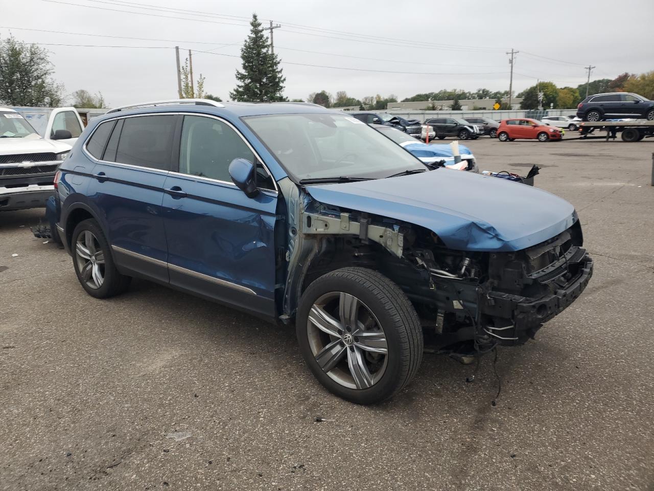 VOLKSWAGEN TIGUAN SE