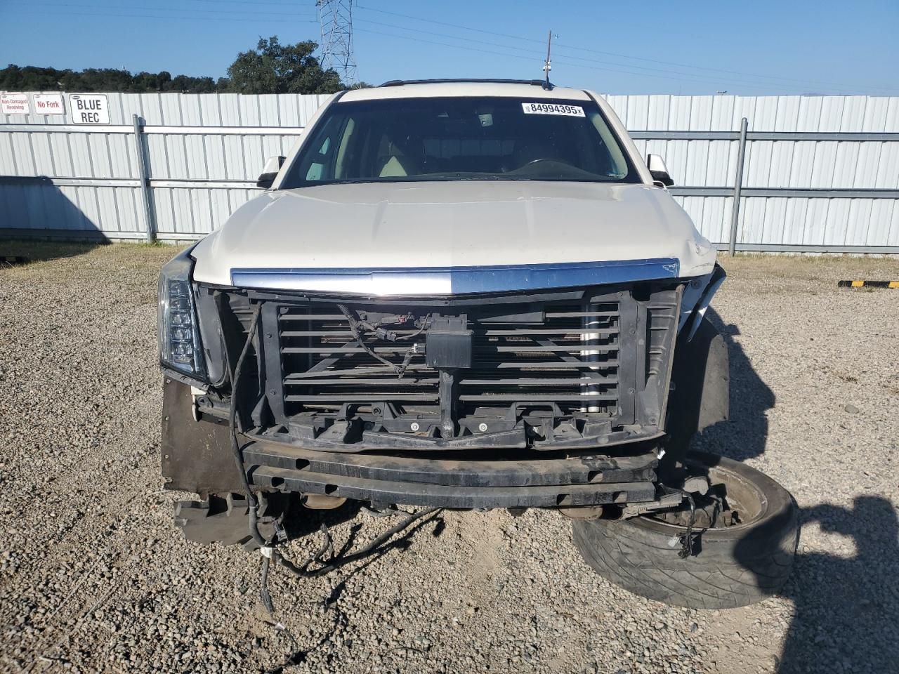 CADILLAC ESCALADE PREMIUM