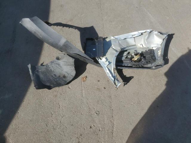 2011 VOLKSWAGEN TIGUAN S - WVGBV7AX5BW527753