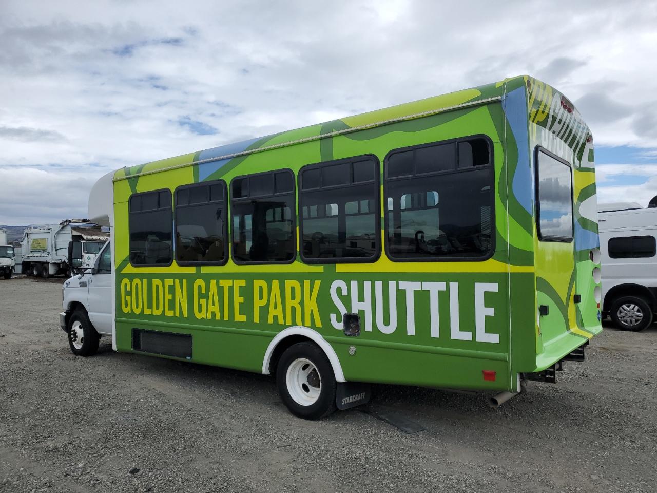 FORD ECONOLINE E450 SUPER DUTY CUTAWAY VAN