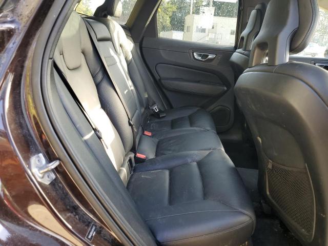 2018 VOLVO XC60 T6 IN YV4A22RL9J1031537