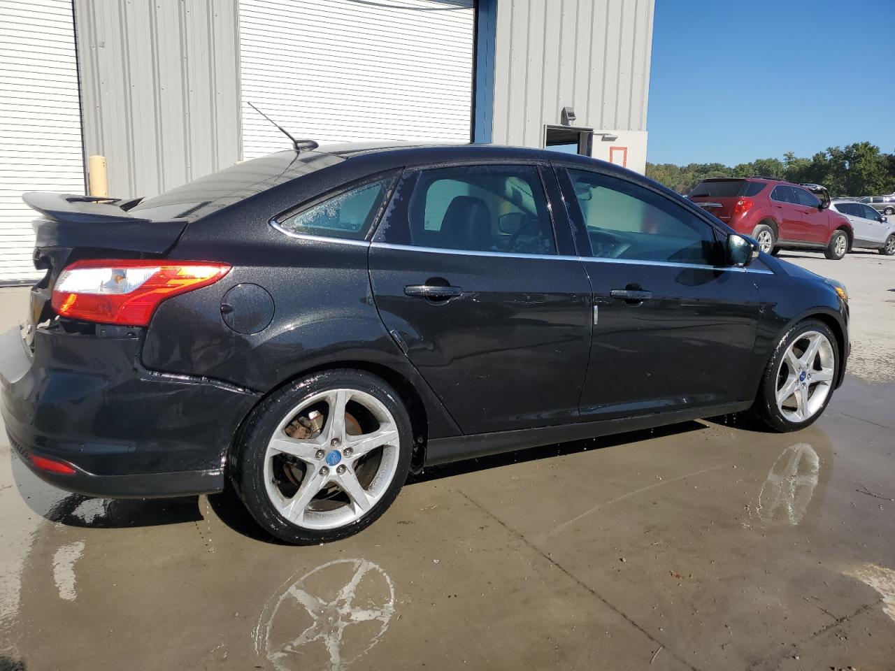 FORD FOCUS TITANIUM