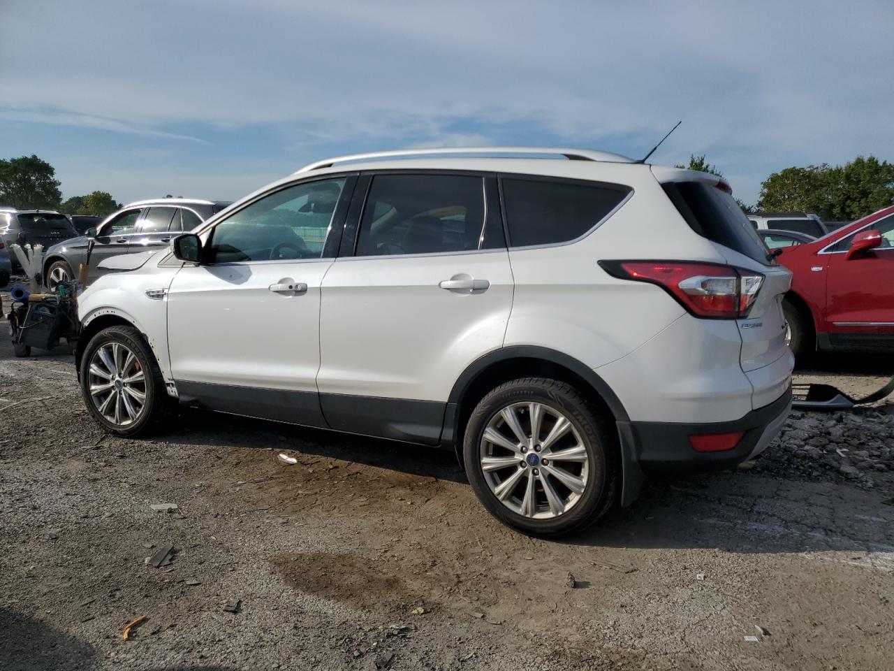 FORD ESCAPE TITANIUM