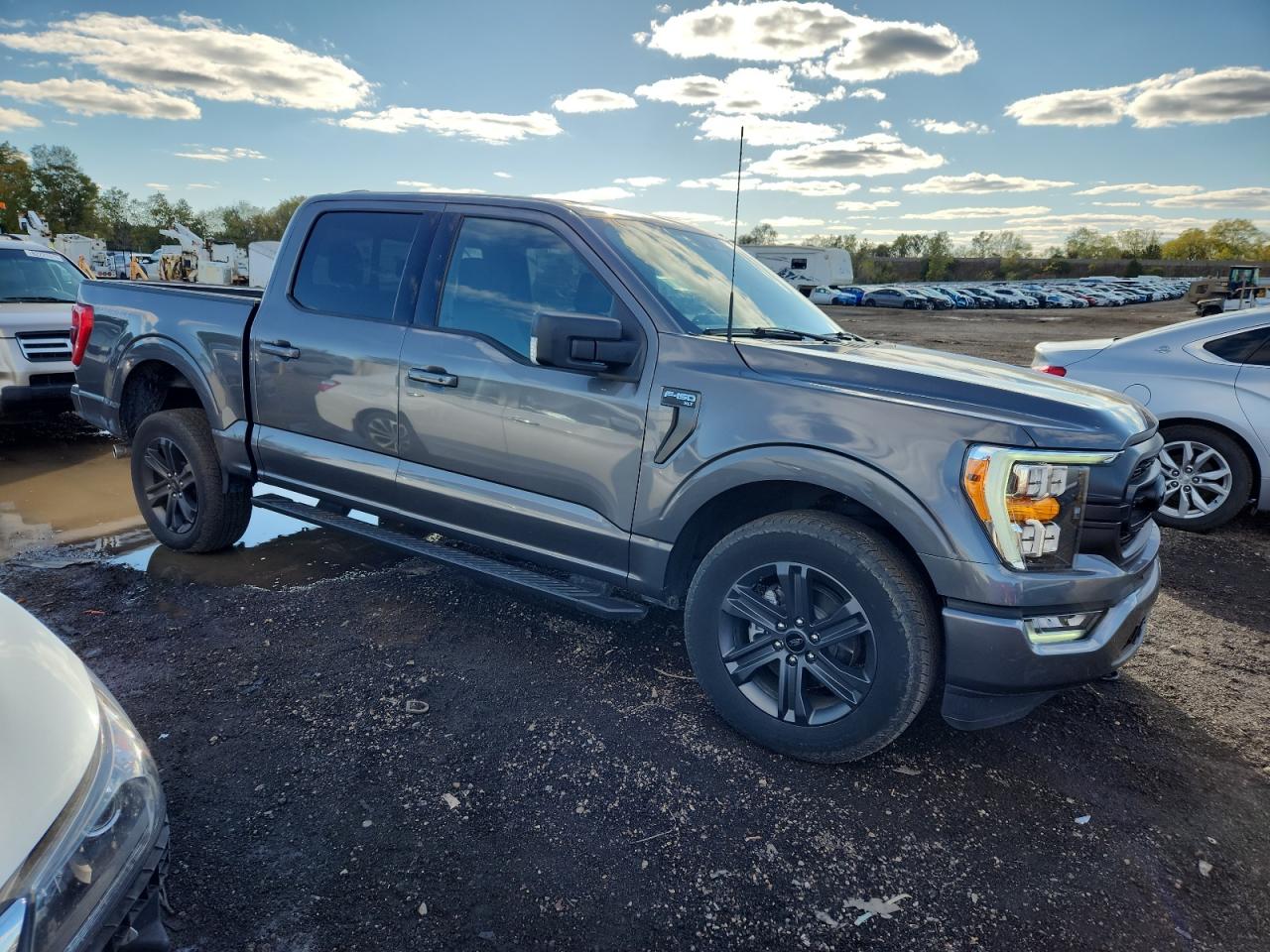 FORD F-150 SUPERCREW