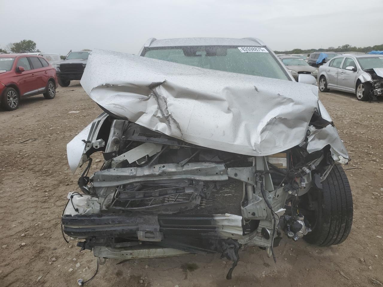 MITSUBISHI OUTLANDER SE