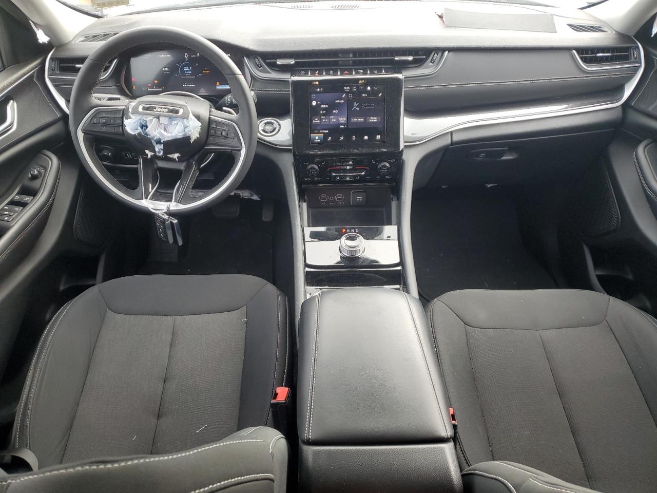 JEEP GRAND CHEROKEE LAREDO