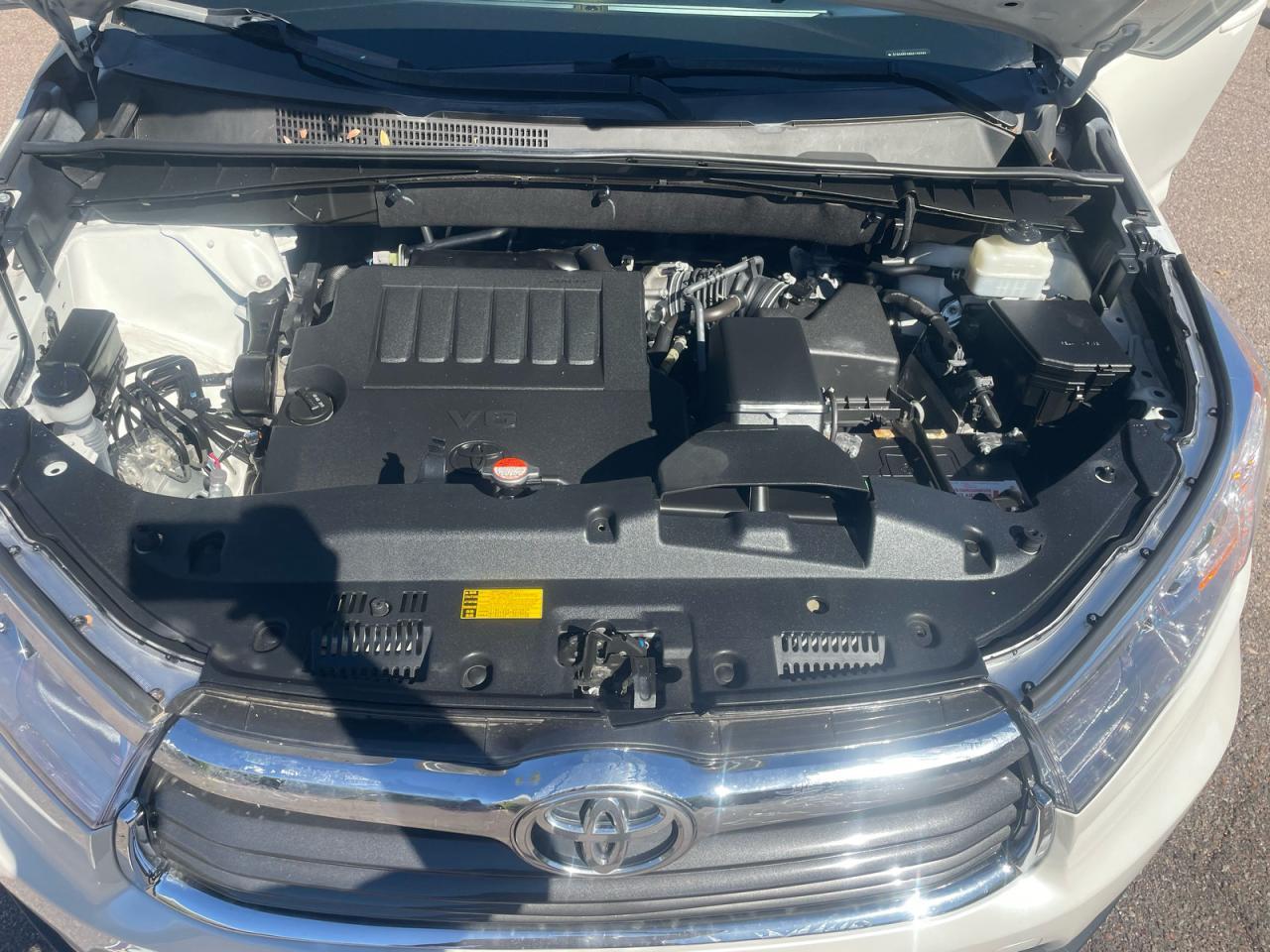 TOYOTA HIGHLANDER LE