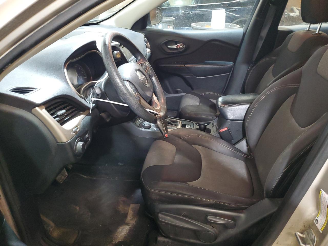 JEEP GRAND CHEROKEE SPORT