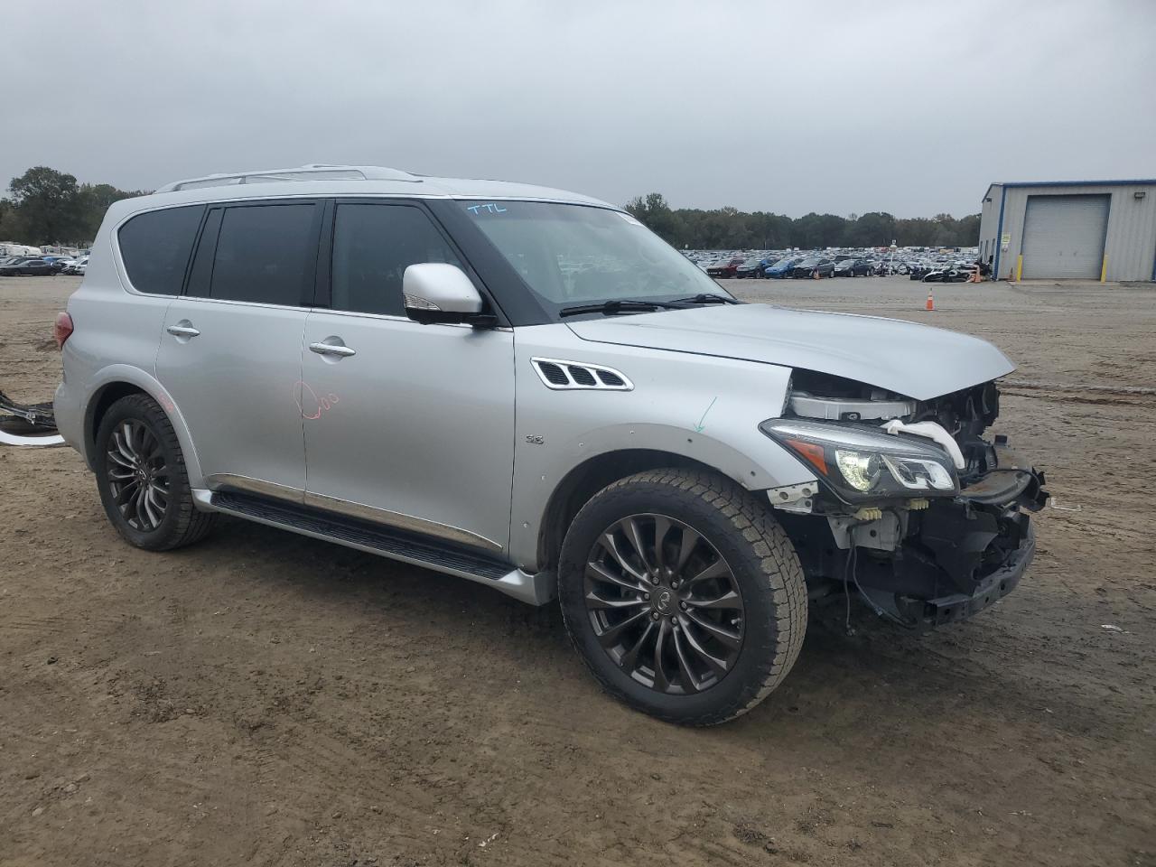 INFINITI QX80