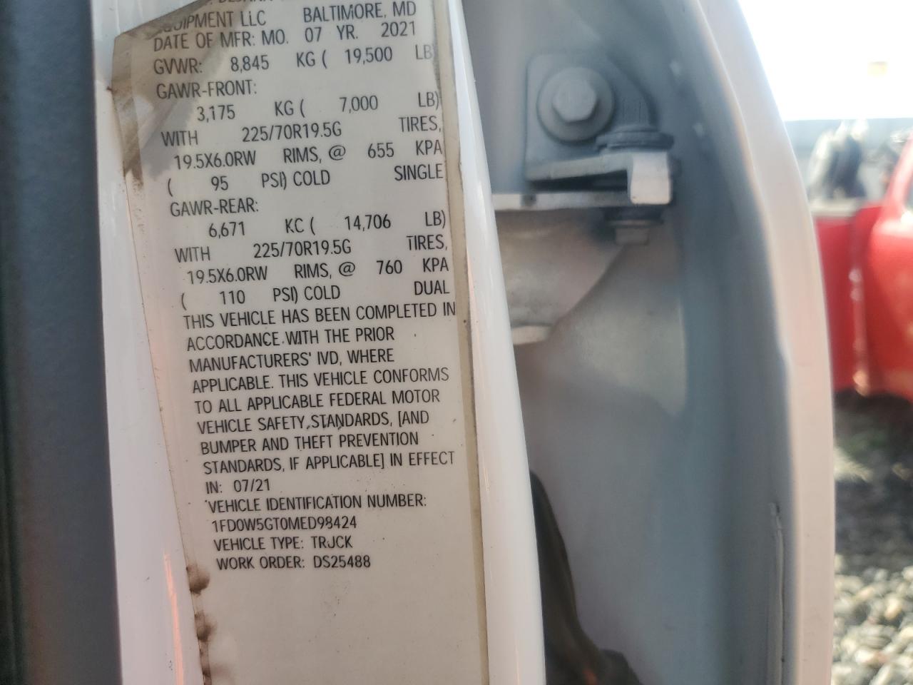 FORD F-550 SUPER DUTY