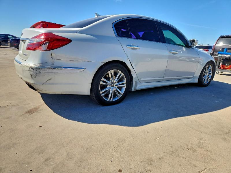 2012 HYUNDAI GENESIS 3. - KMHGC4DD7CU168074