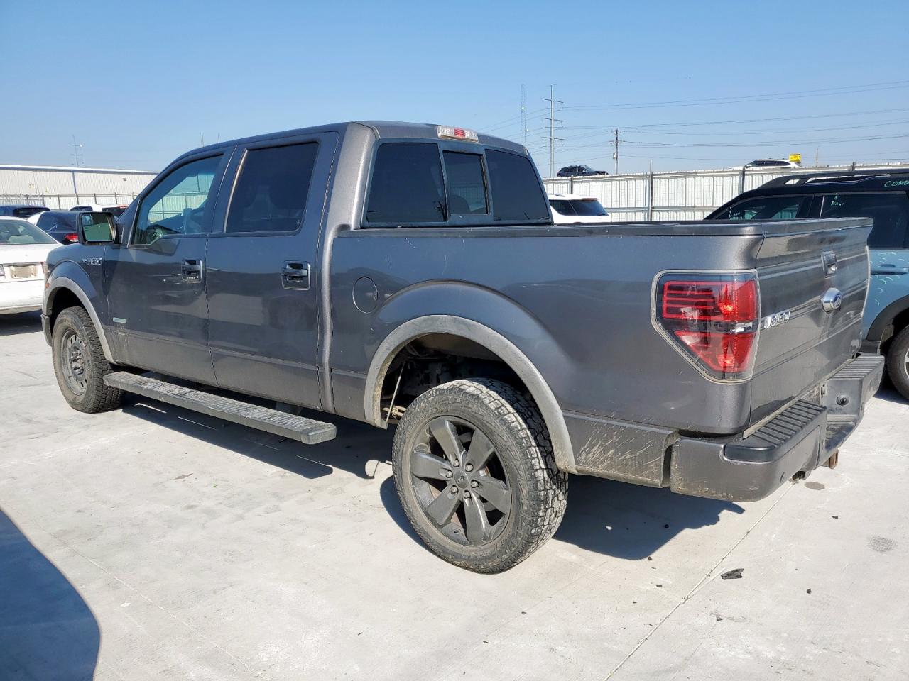 FORD F-150 SUPERCREW