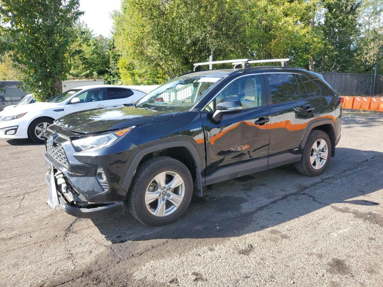 TOYOTA RAV4 XLE
