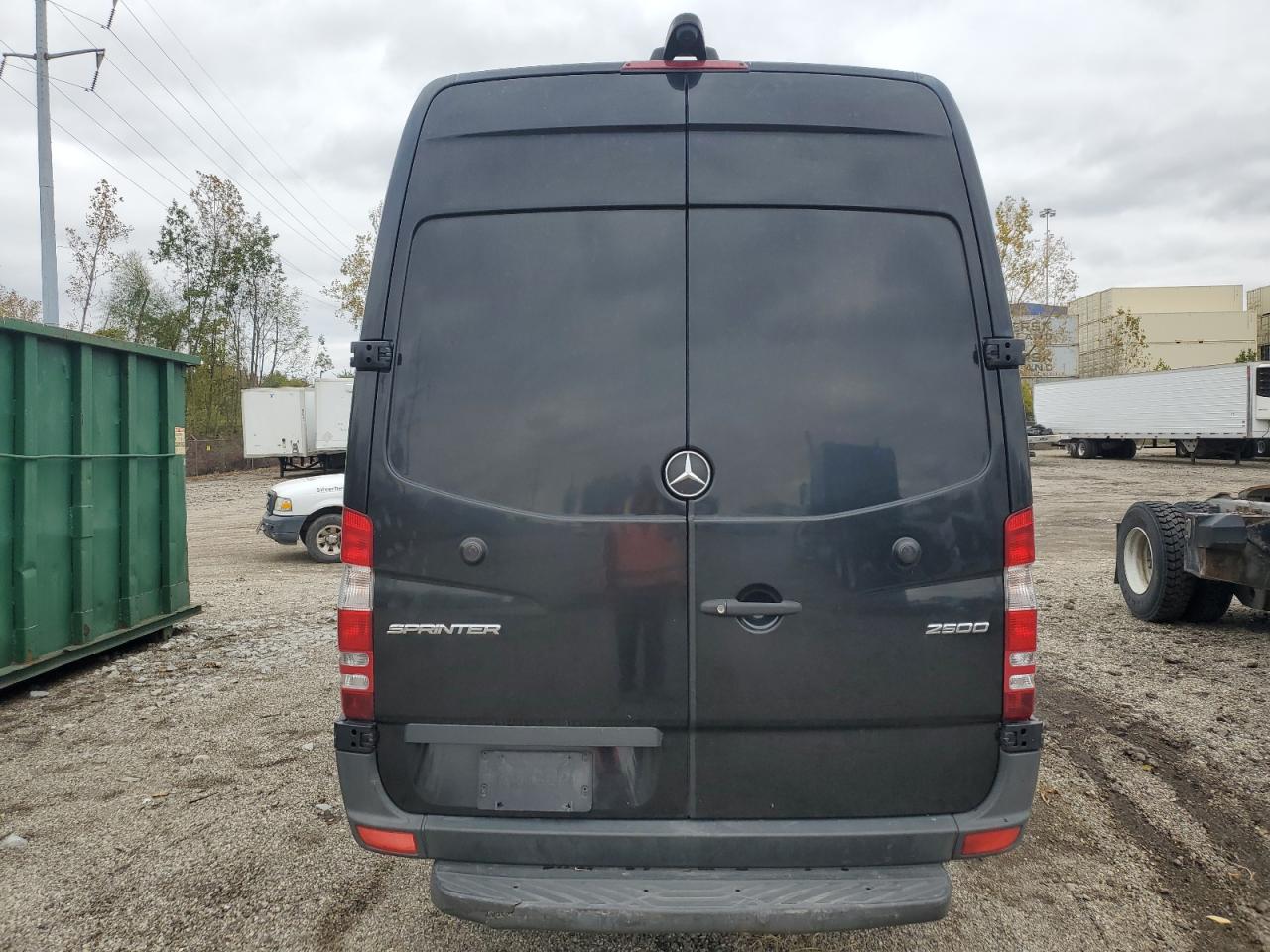 MERCEDES-BENZ SPRINTER 2500