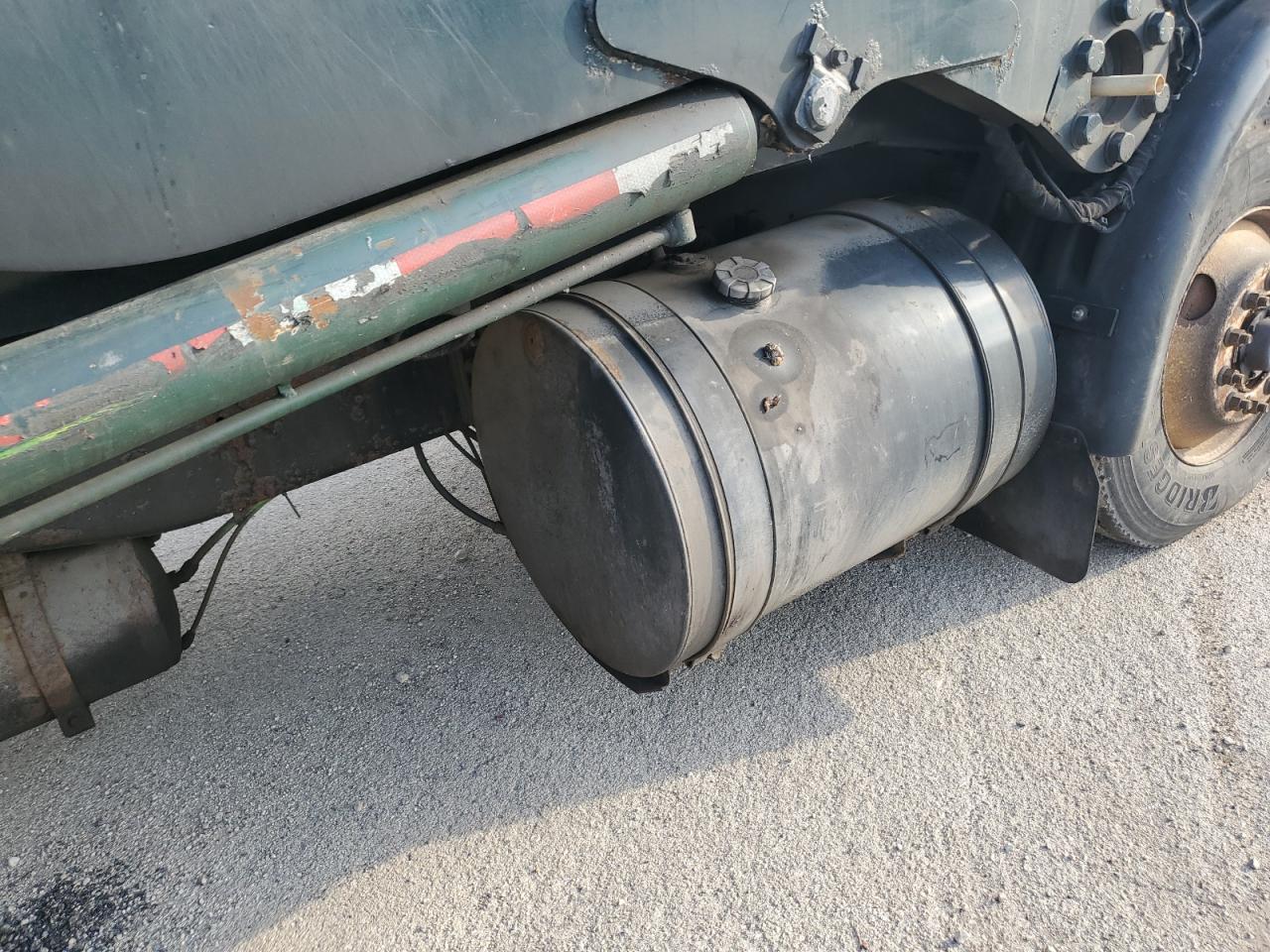 Lot #3287298983 2008 AUTOCAR LLC XPEDITOR W