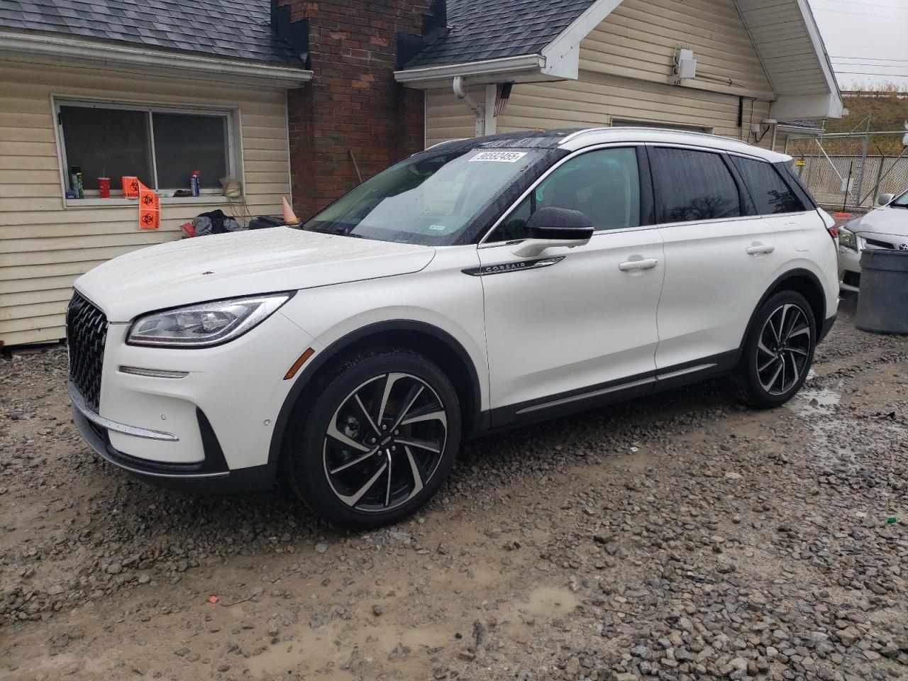 LINCOLN CORSAIR RESERVE