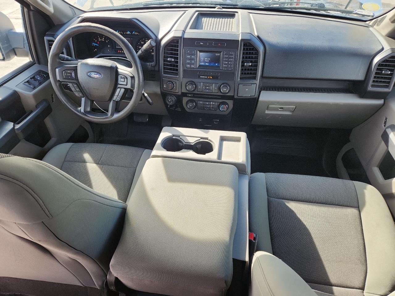 FORD F-150 SUPER CAB