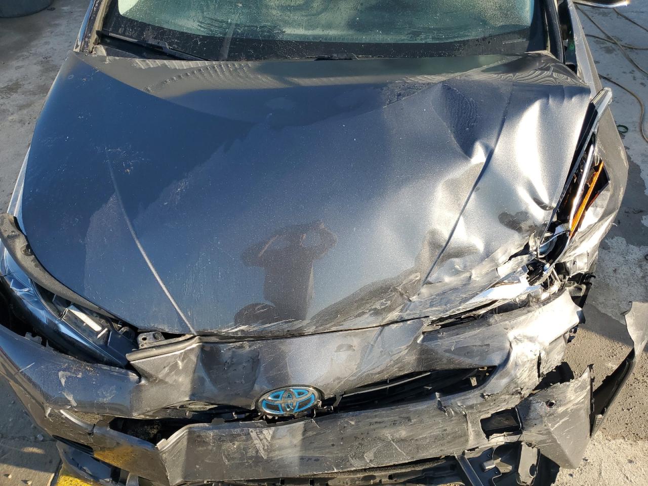 TOYOTA PRIUS SPECIAL EDITION