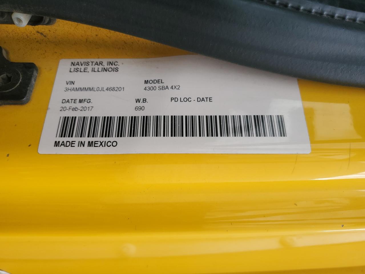 Lot #3273855181 2018 INTERNATIONAL 4300