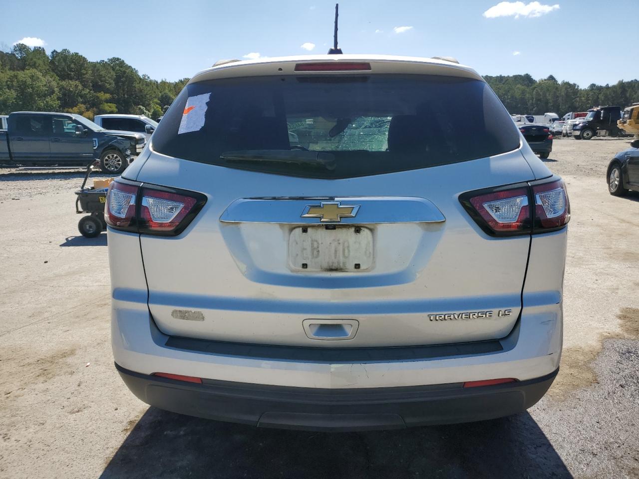 CHEVROLET TRAVERSE LS