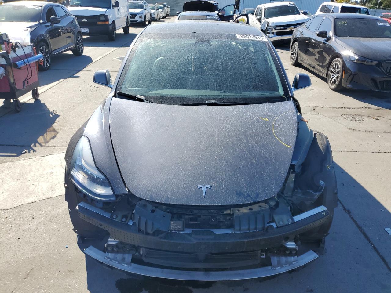 TESLA MODEL 3