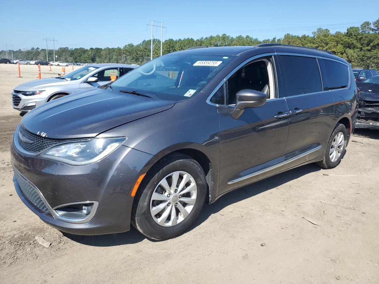CHRYSLER PACIFICA TOURING L