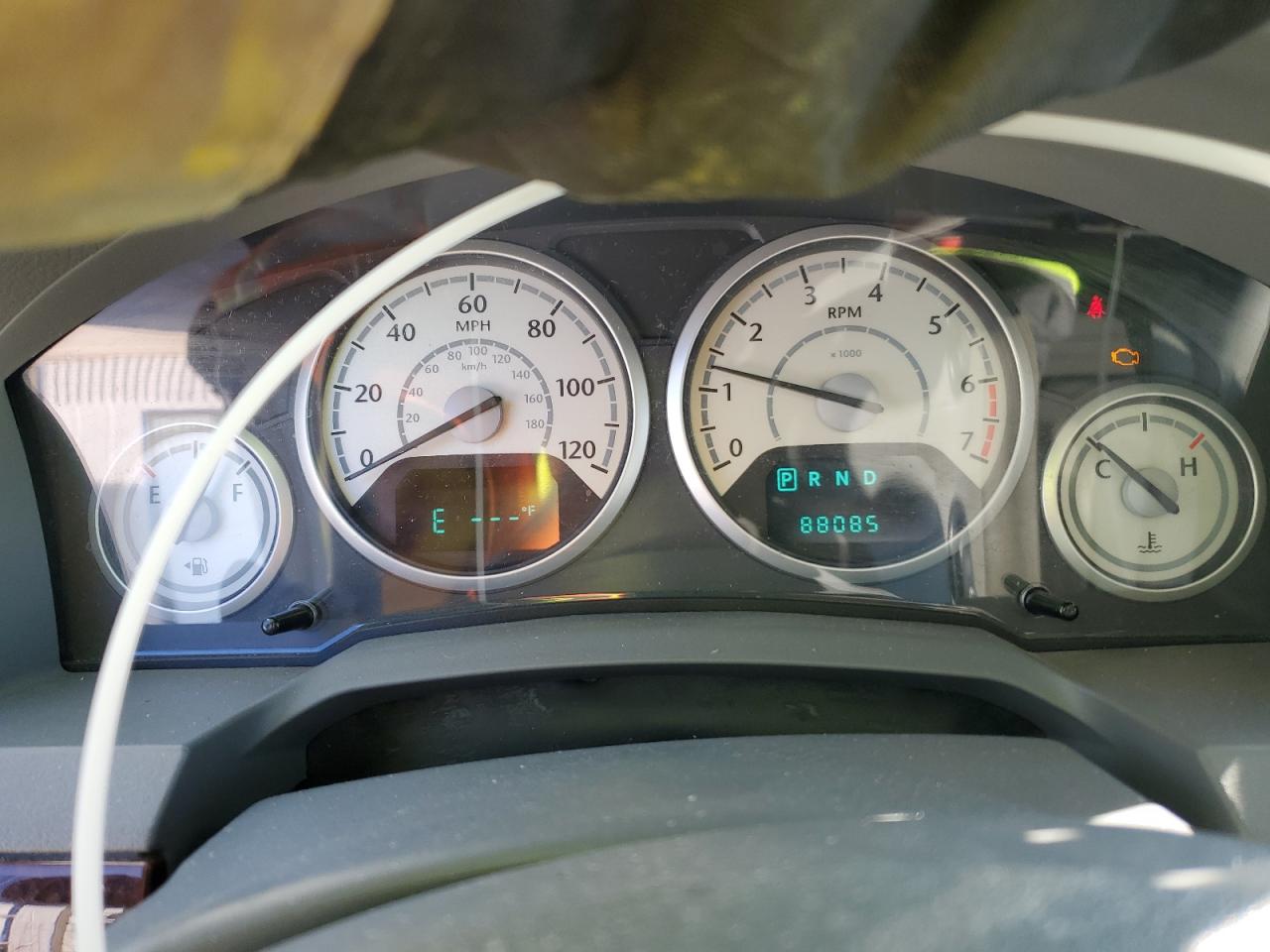 CHRYSLER TOWN & COUNTRY TOURING