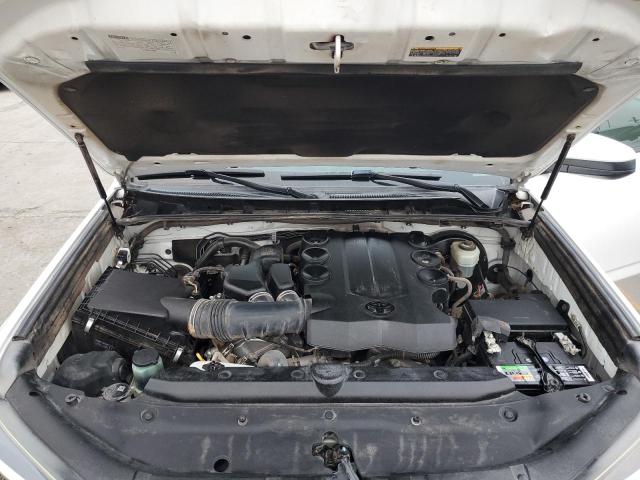 2018 TOYOTA 4RUNNER SR - JTEZU5JR3J5187952