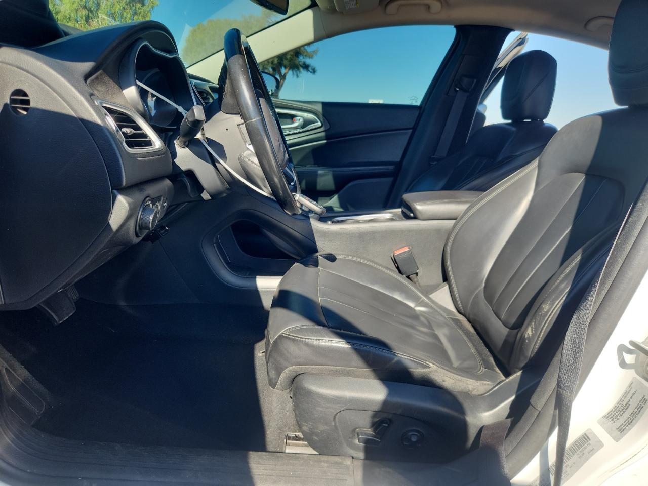 CHRYSLER 200 LIMITED