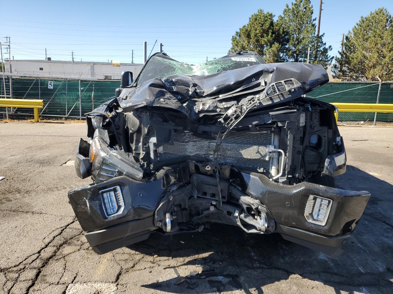 GMC SIERRA K2500 DENALI