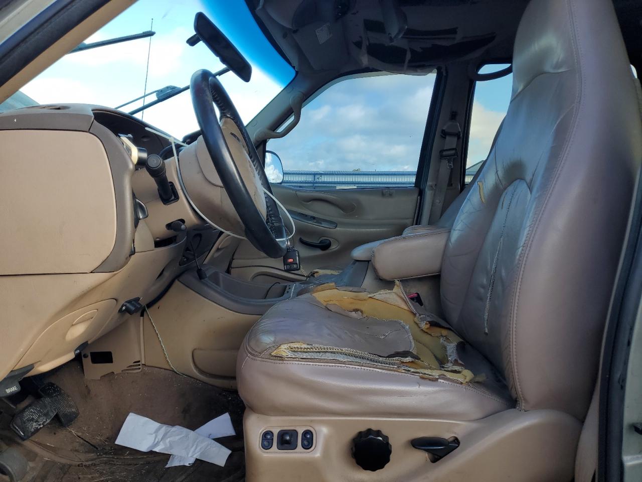 Lot #3298143294 1999 FORD EXPEDITION