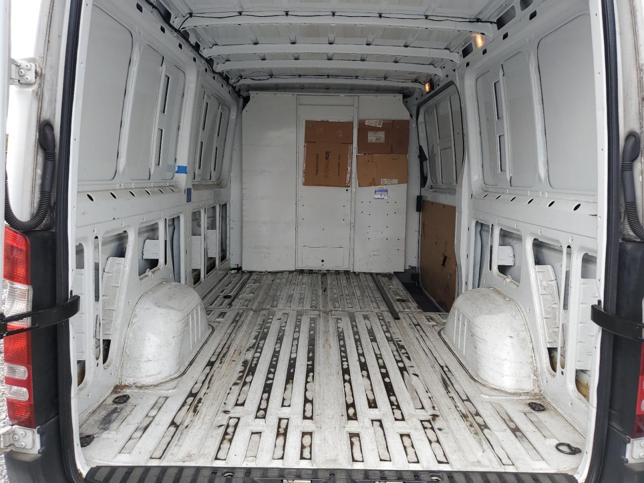 MERCEDES-BENZ SPRINTER 2500