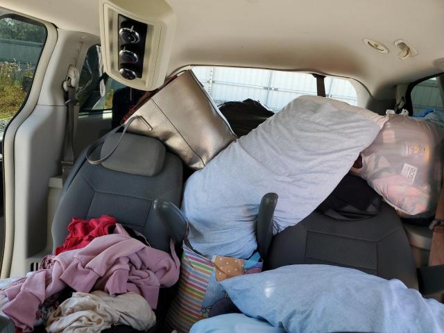 2010 CHRYSLER TOWN & COU - 2A4RR4DEXAR206745