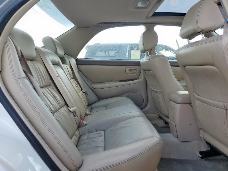 2001 LEXUS ES 300 #3296384641