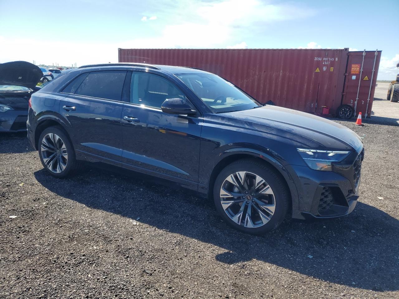AUDI Q8 PREMIUM PLUS S-LINE