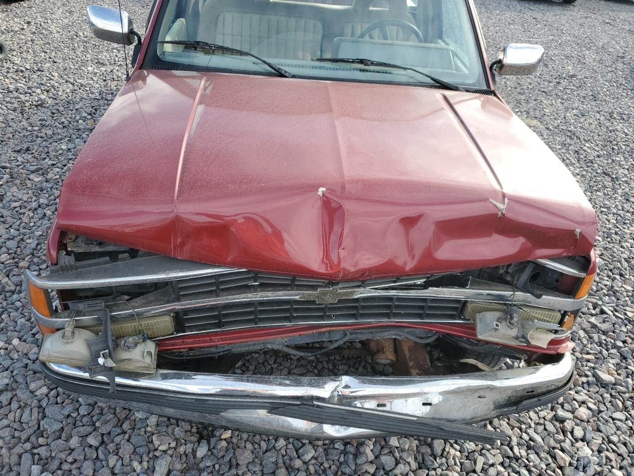 Lot #3283880423 1992 CHEVROLET GMT-400 C1