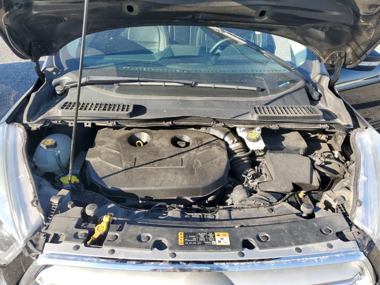 FORD ESCAPE TITANIUM