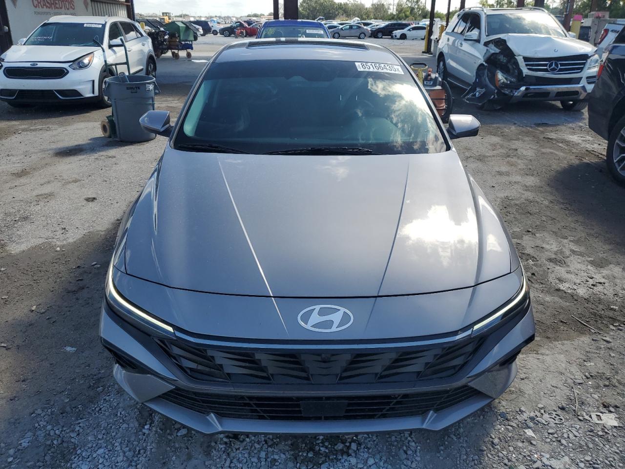 HYUNDAI ELANTRA LIMITED