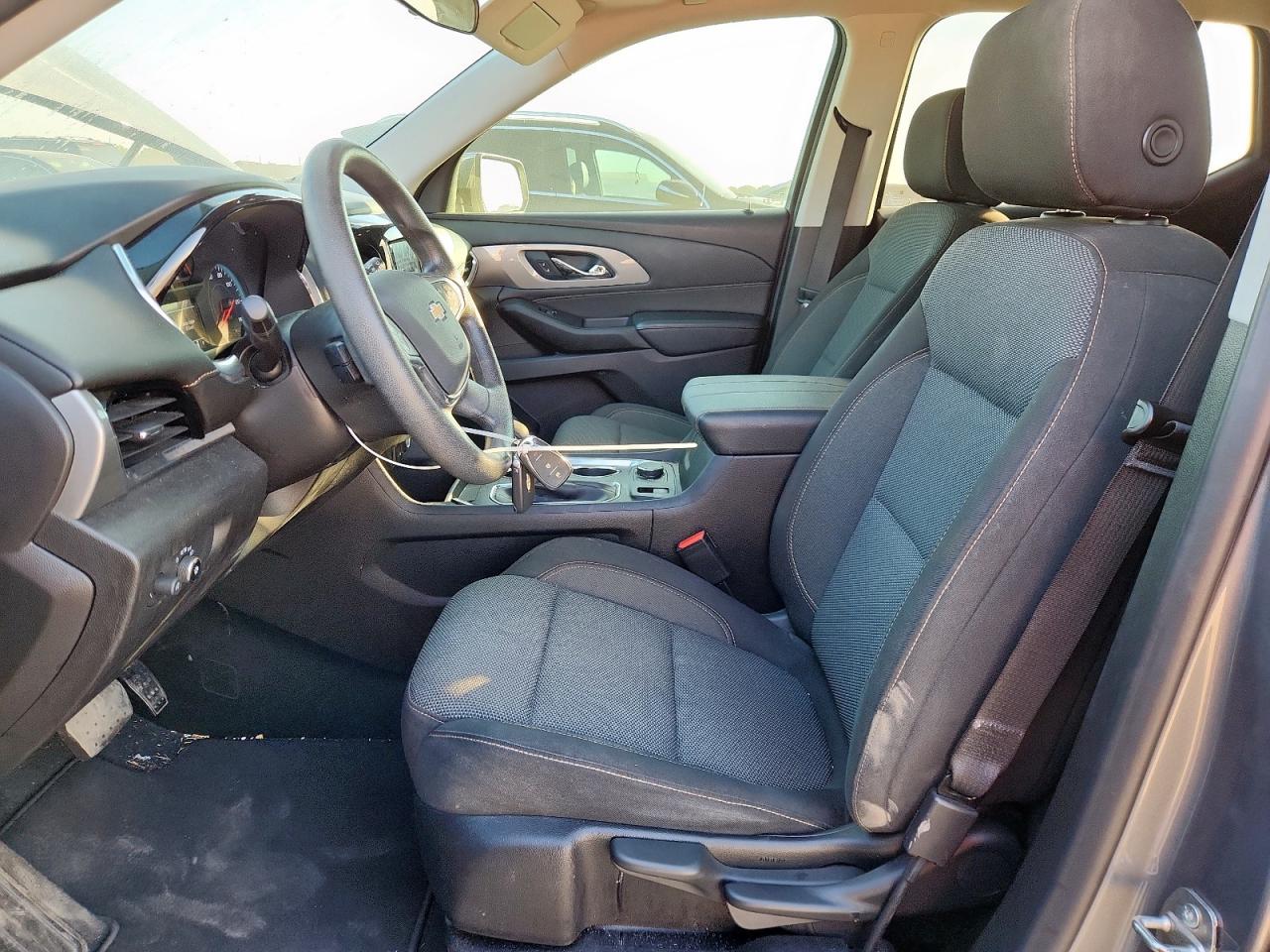 CHEVROLET TRAVERSE LS