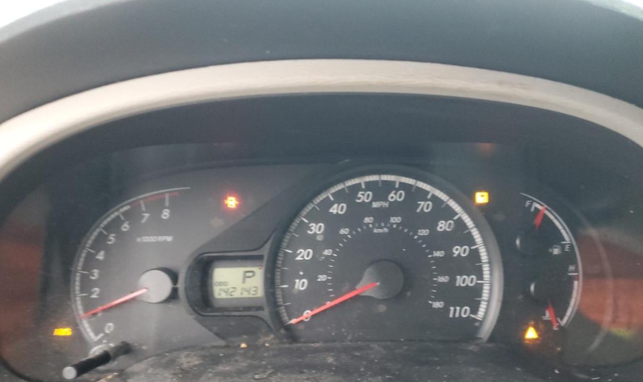 Lot #3302786921 2012 TOYOTA SIENNA LE