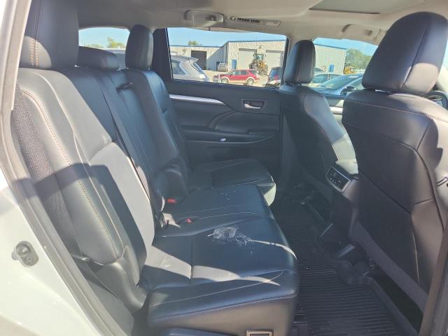 2017 TOYOTA HIGHLANDER - 5TDKZRFHXHS522174