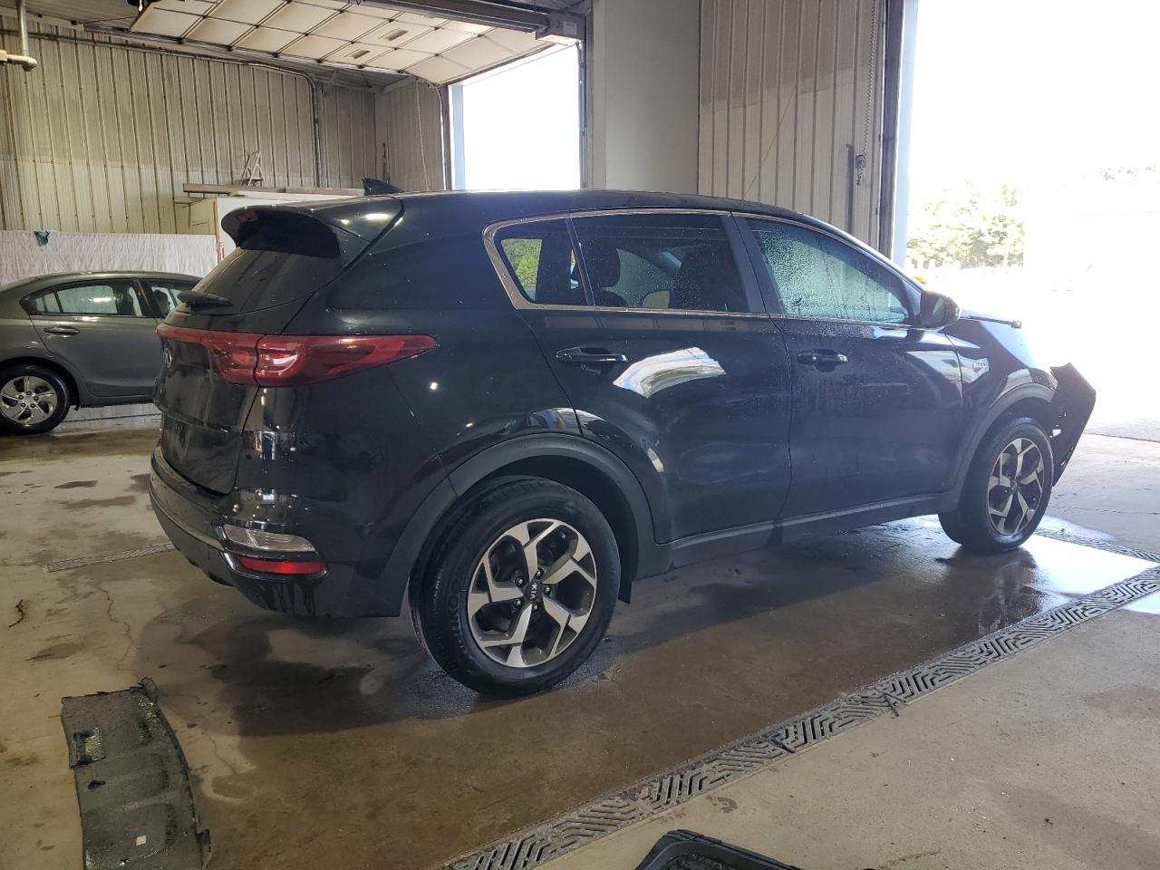 KIA SPORTAGE LX