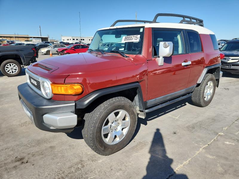 TOYT FJ CRUISER