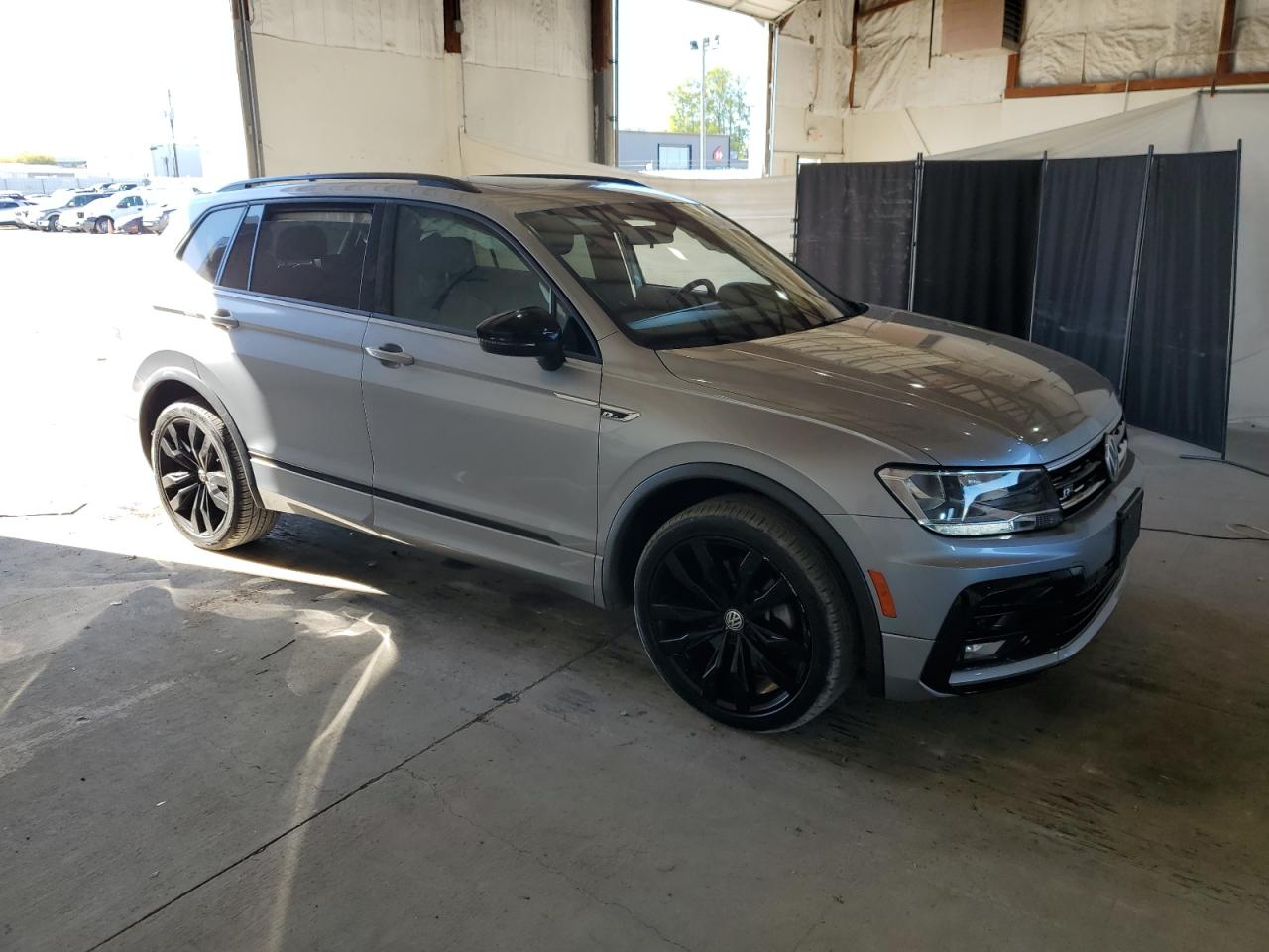VOLKSWAGEN TIGUAN SE