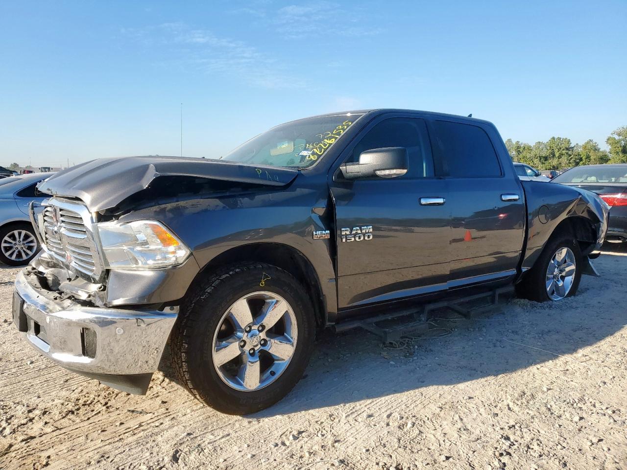 RAM 1500 SLT