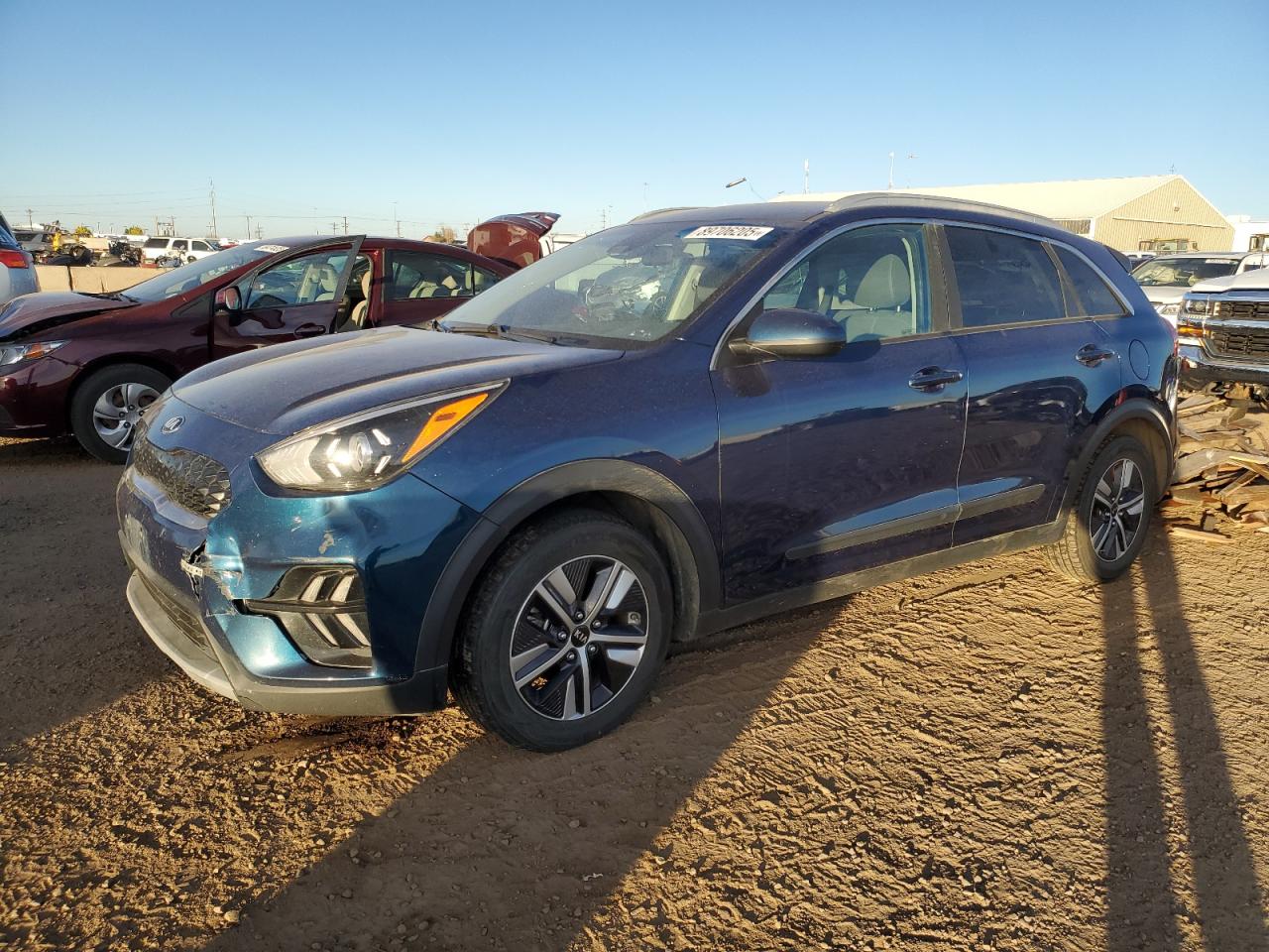 KIA NIRO LX