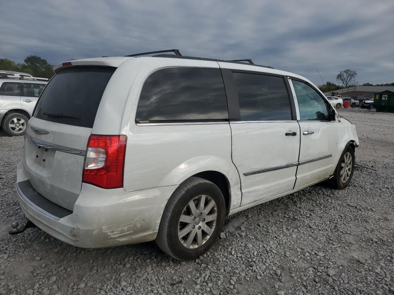 CHRYSLER TOWN & COUNTRY TOURING