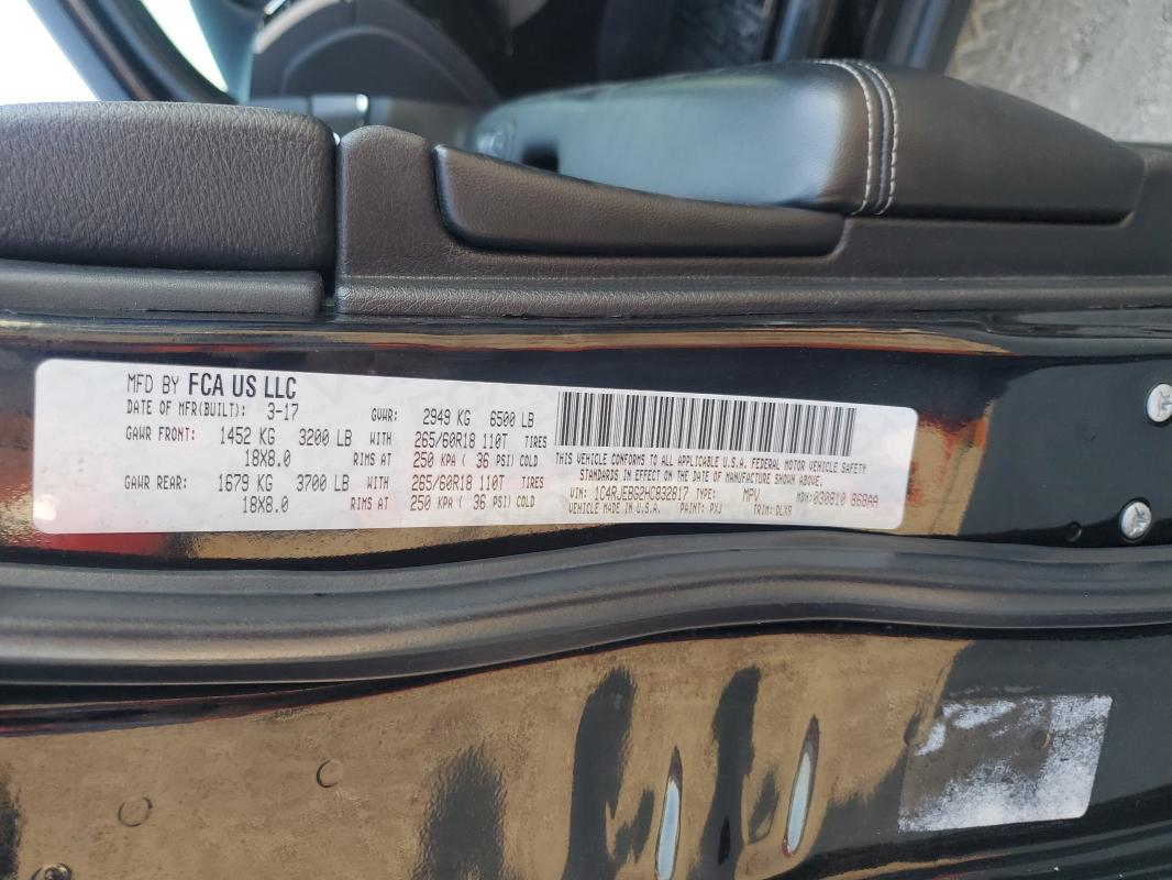 2017 JEEP GRAND CHER - 1C4RJEBG2HC832817